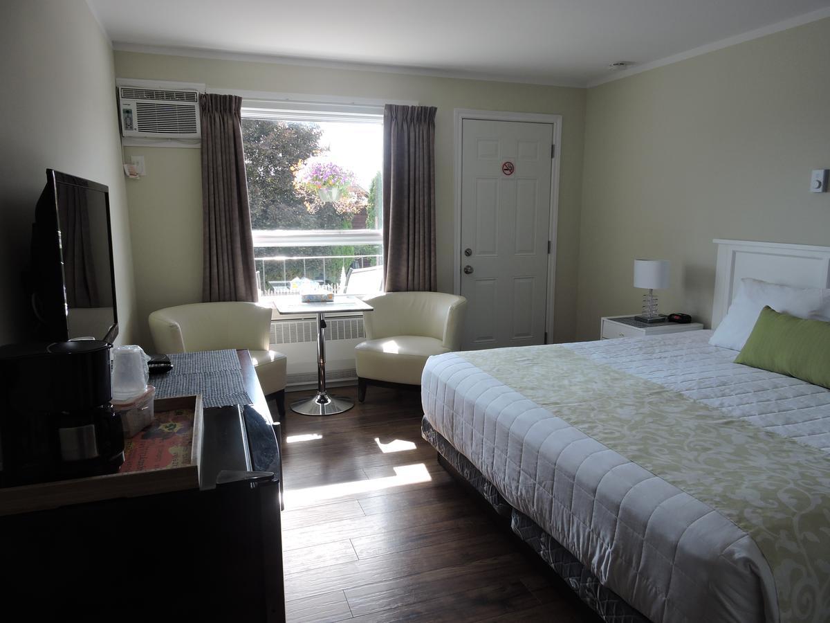 Almo Court Motel Кранбрук Экстерьер фото
